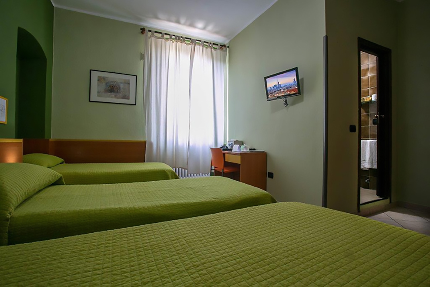 camera tripla bergamo milano aeroporto orio al serio economica hotel albergo